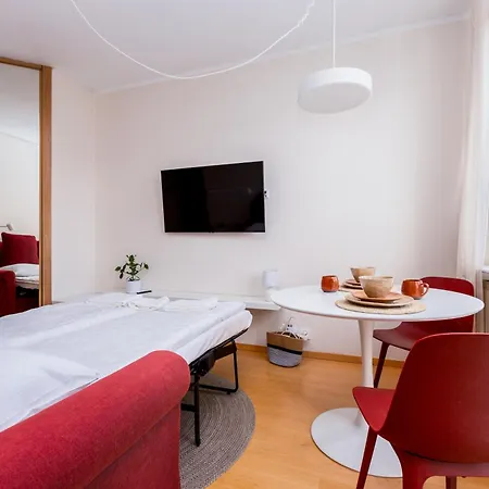 Old Town Red Studio Апартаменты *